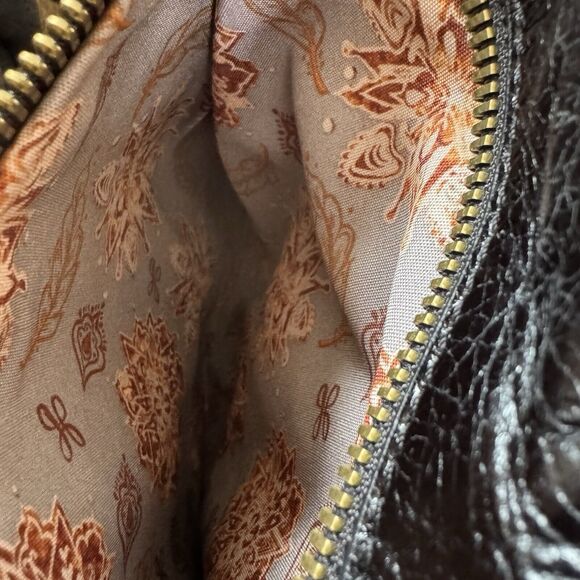 HOBO Crossfire Black Leather Crossbody Messenger Bag Shoulder Bag Boho 90s Y2K - Picture 11 of 14